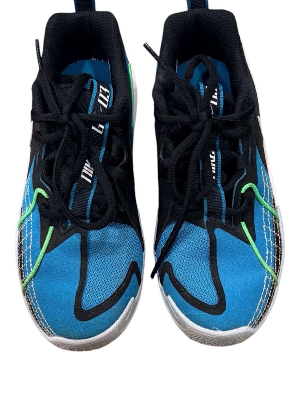 Nike Basketball Sneakers Boys 1Y EU 32 Blue Black GT Cut 3 Shoes Kids Youth